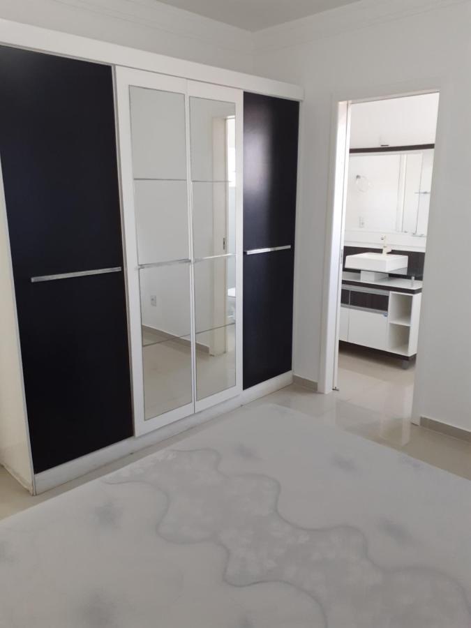 Belo E Amplo Apartamento, Area Central Da Praia Dos Ingleses Florianópolis Eksteriør billede